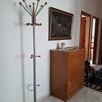 Nikita's House -4 Bedrooms 5' From Racetrack Serres