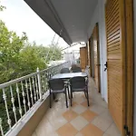 Apartamento Nikita's House -4 Bedrooms 5' From Racetrack Serres