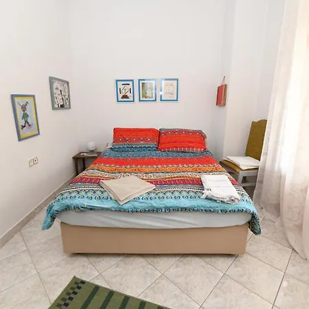 Nikita's House - 3 Min From Racetrack - Free Parking And Wifi - 7 Guests Apartment