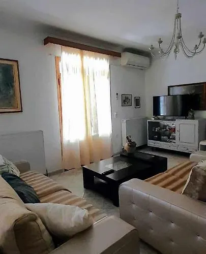 Lejlighed Nikita's House -4 Bedrooms 5' From Racetrack *